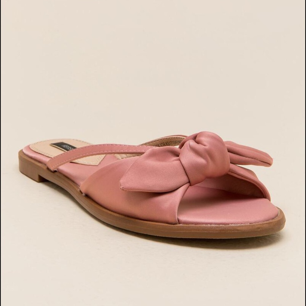 NWT Kensie Major Satin Bow Slide Sandal